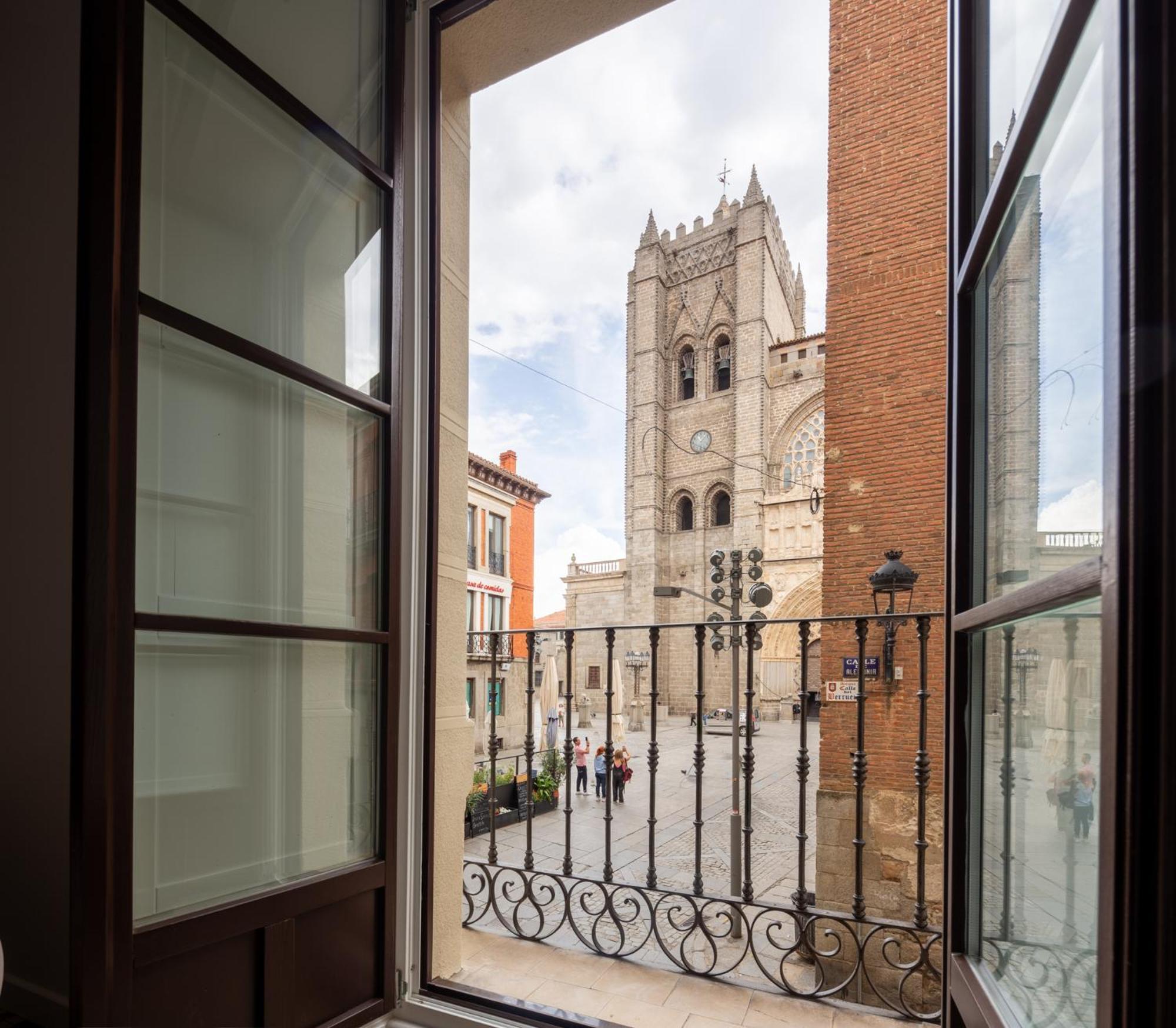 Apartamento Primis Catedral Homes Ávila Ngoại thất bức ảnh